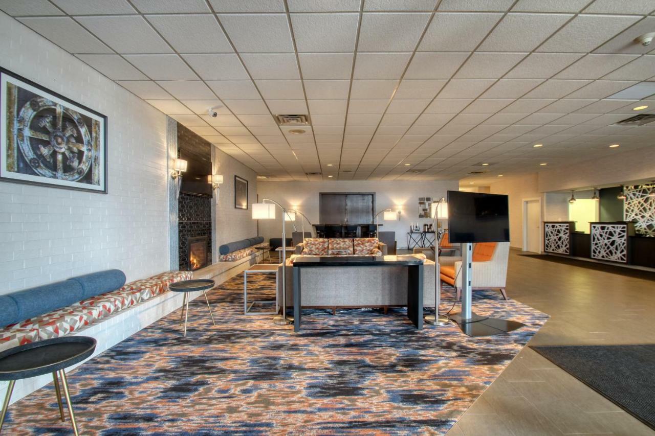 Radisson Hotel And Conference Center Fond Du Lac Eksteriør bilde